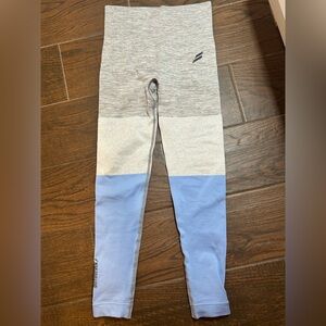 DOYOUEVEN Blue and Gray Colorblock Leggings XS